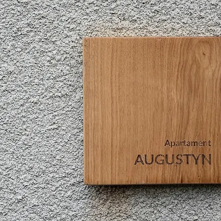 Augustyn *